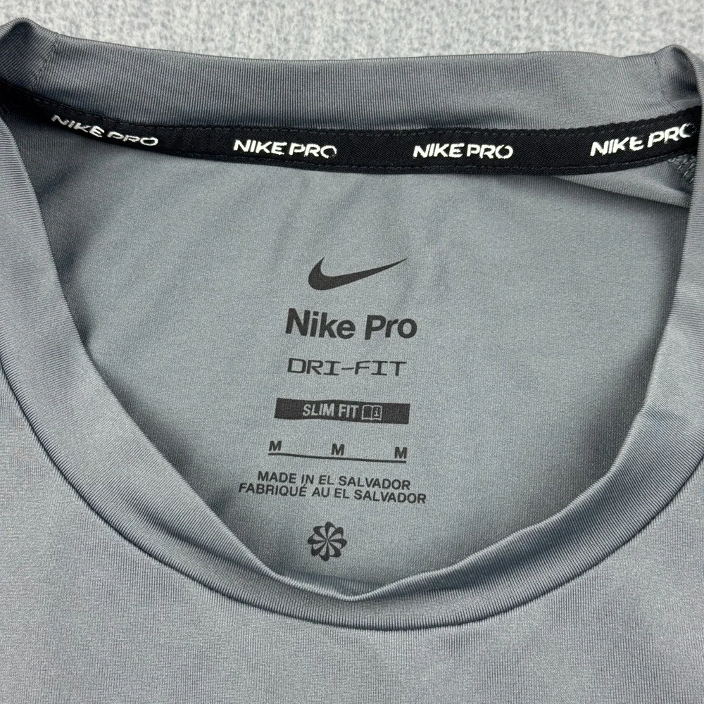 Nike Pro Shirt Mens Medium Gray Core Dri-Fit‎ Slim Fit Active Gym Workout FB7924
